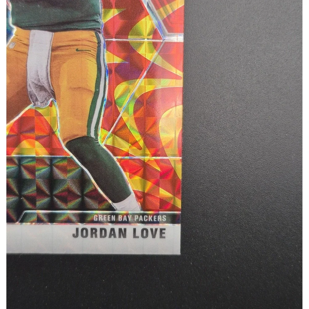 2020 Panini Mosaic Jordan Love #211 Rookies Mosaic Reactive‎ Gold Prizm (RC)